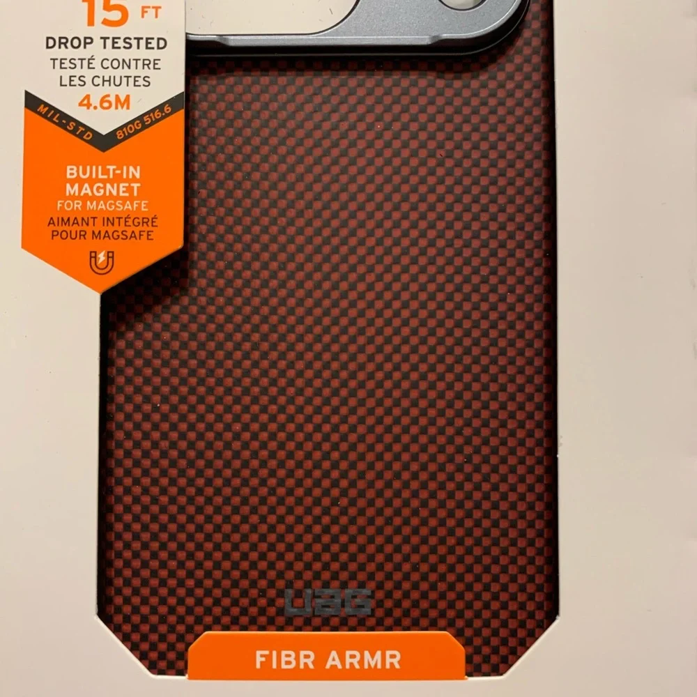 URBAN ARMOR GEAR iPhone 17 Pro Case Fibr Armr Solar Flare/Charcoal